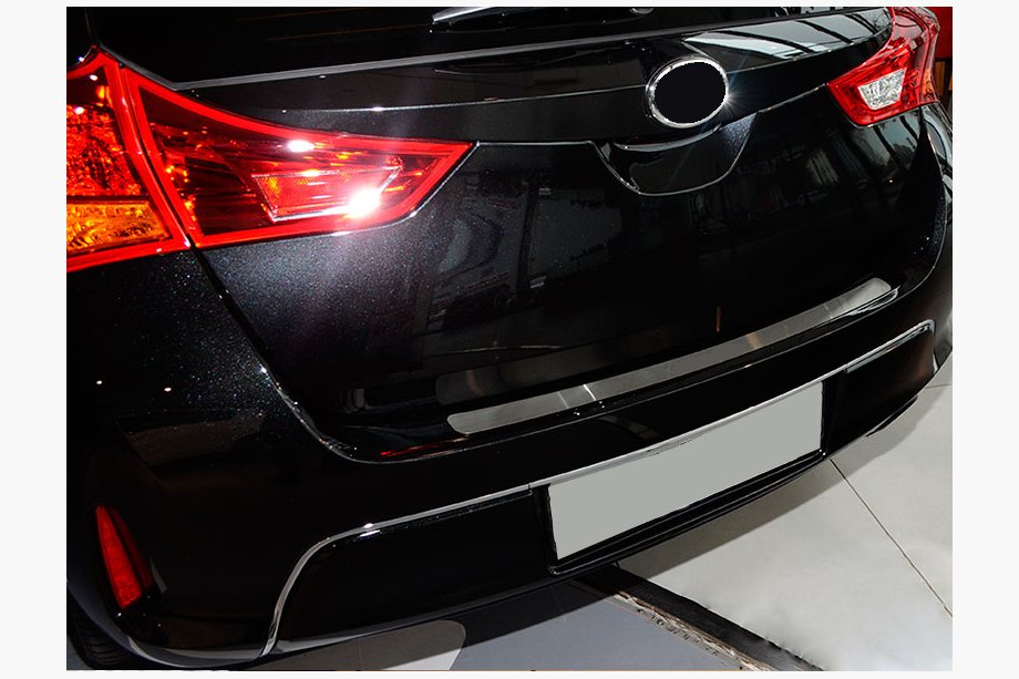 Toyota Auris 2012–2018 Achterbumper beschermplaat Nataniko (HB, RVS) Foto 1