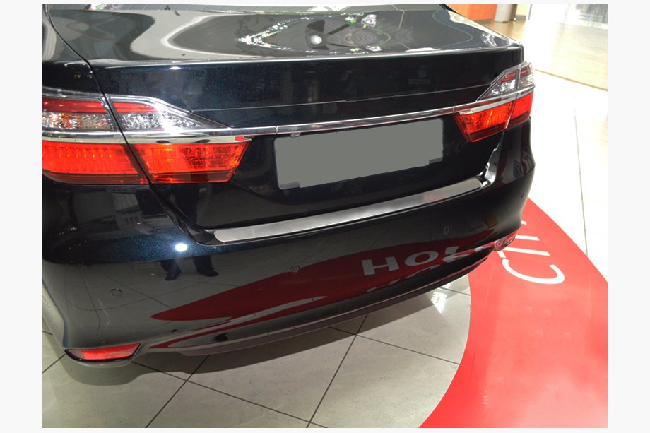 Toyota Camry 2011–2017 Achterbumperbeschermer Nataniko (RVS) Image