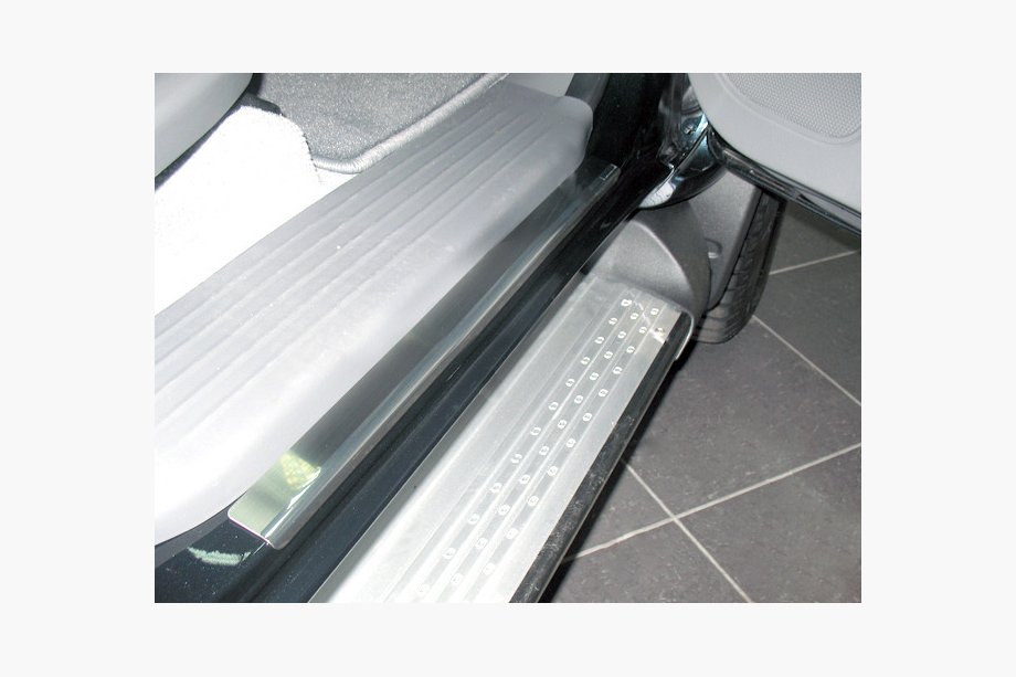 Toyota Hilux 2006–2015 Nataniko RVS dorpellijsten (set van 4) Premium - 3M tape, 0,8 mm Image