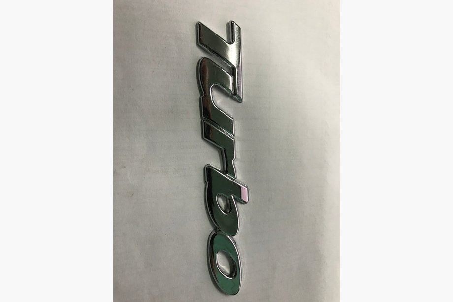 Audi 80/90 1987–1996 Turbo embleem (130 mm) Image