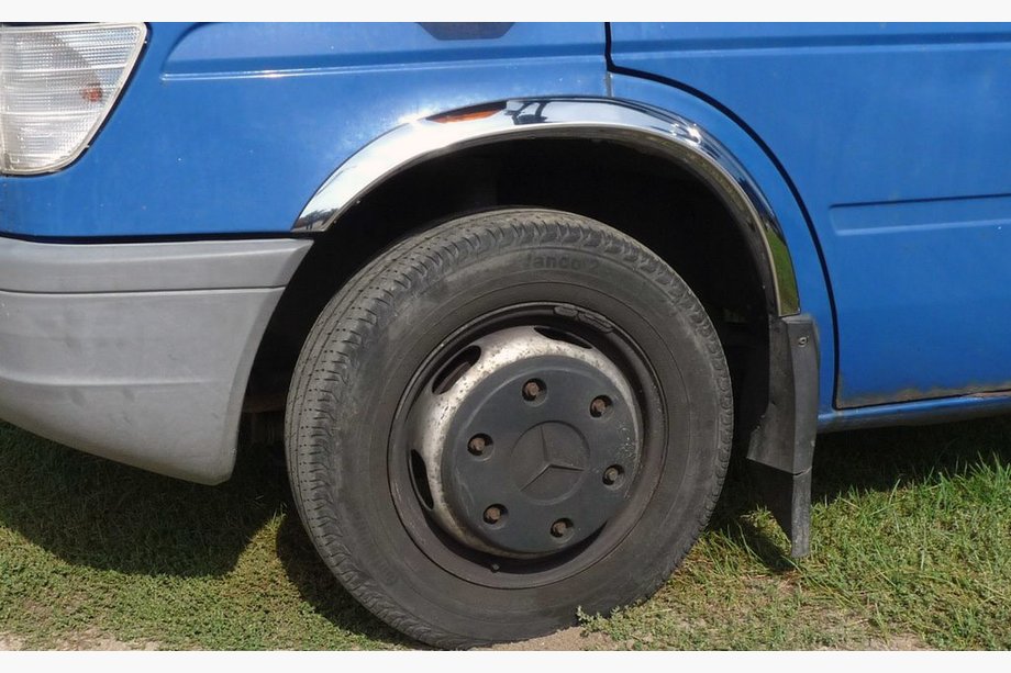 Mercedes Sprinter W901/902/903/904/905 1995–2006 RVS wielkastlijsten (set van 4 stuks) Image
