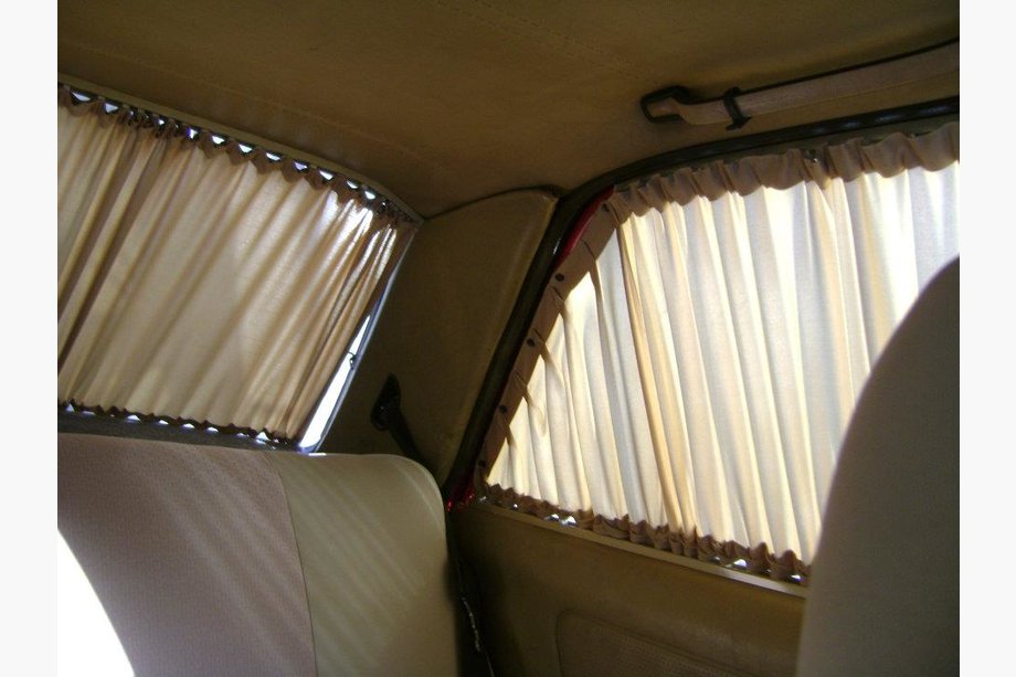 Renault Logan MCV 2005–2013 Omsa Line zonnegordijnen (assortiment) Image