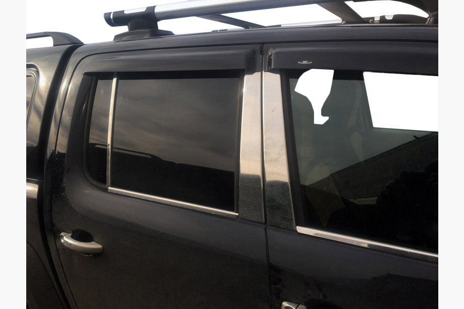 Volkswagen Amarok 2010–2022 Deurstijl sierlijsten (6-delig, RVS) Image