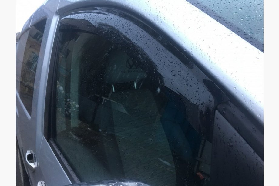 Volkswagen Caddy 2004–2010 Raamwindschermen (2 stuks, Niken) Foto 4