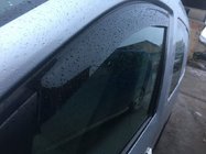 Volkswagen Caddy 2010–2015 Raamwindschermen (2 stuks, Niken) foto 5