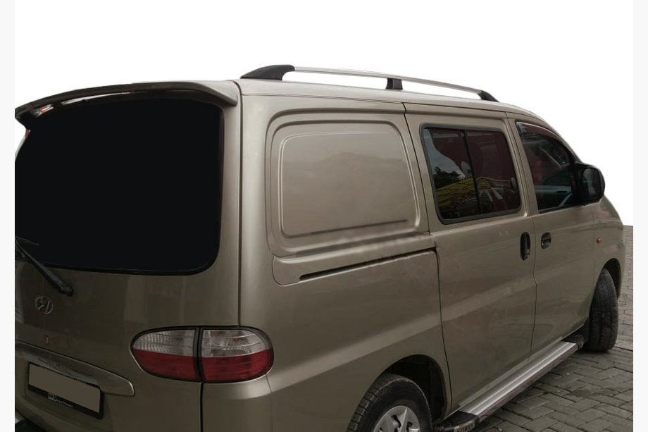 Hyundai H200, H1, Starex 1998–2007 Chroom dakrails Metalen montagevoeten Image