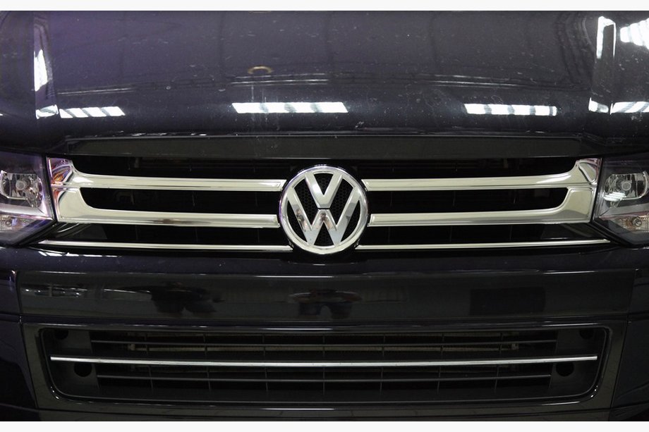 Volkswagen T5 2010–2015 Grille sierlijsten (Omsa, 4 stuks, RVS) Image