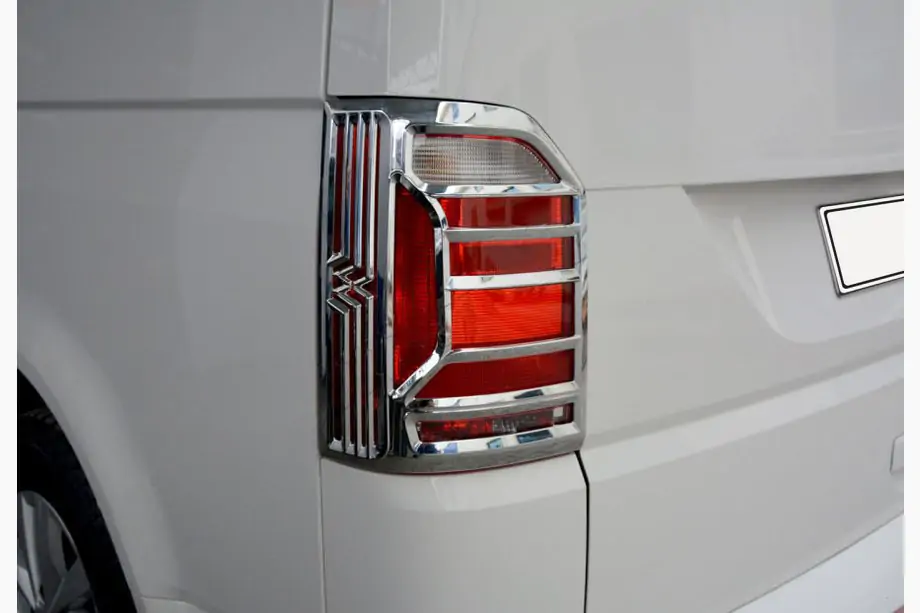 Volkswagen T6 2015–2024 Chromen achterlichtomlijsting OmsaLine (2 stuks, ABS chroom) Image