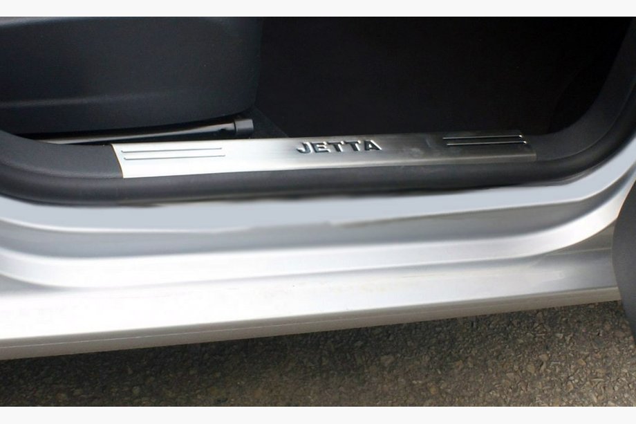 Volkswagen Jetta 2006–2011 RVS instaplijsten (binnenzijde dorpel) Foto 2