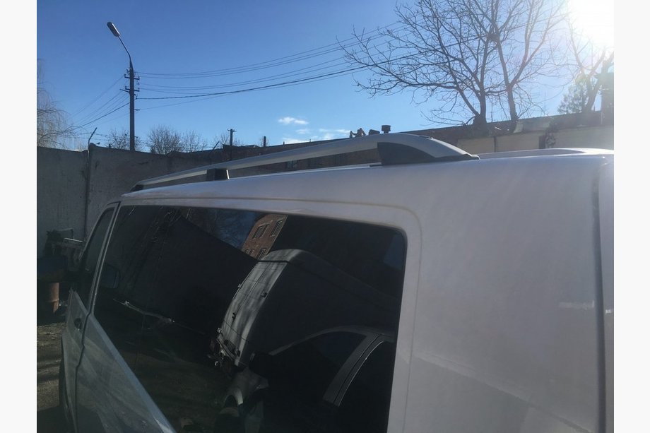 Volkswagen T6 2015–2024 Dakrails CROWN (mat grijs) Lange wielbasis Foto 8