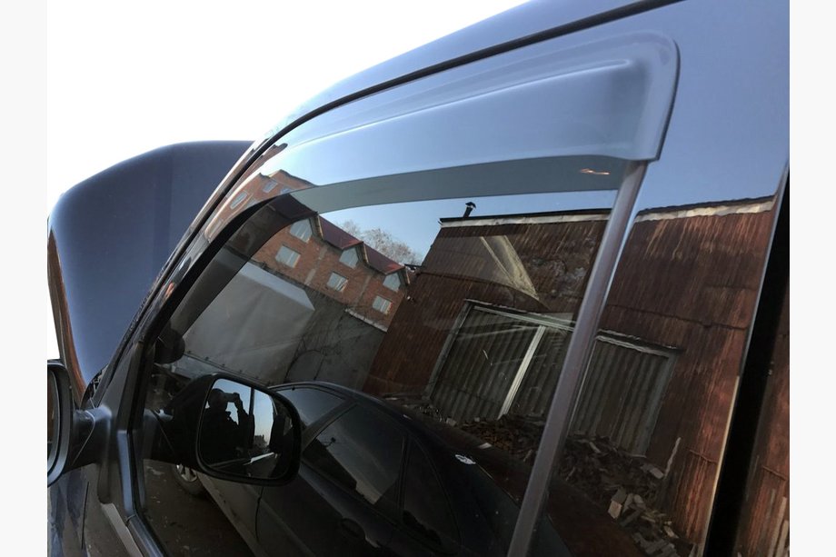 Volkswagen T5 Multivan 2003–2010 Raamwindschermen (2 stuks, Sunflex) Image