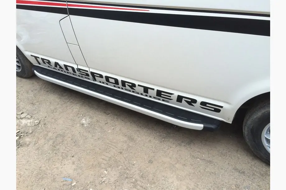 Volkswagen T5 Multivan 2003–2010 Fullmond side steps (2 stuks, aluminium) Image