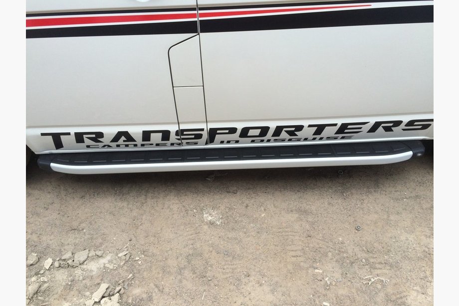 Volkswagen T4 Transporter 1990–2003 Fullmond side steps (2 stuks, aluminium) Image