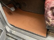 Nissan Patrol Y60 1988–1997 EVA automatten (baksteenpatroon) 2 stuks (voor) foto 2