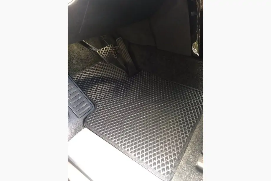 Range Rover III L322 2002–2012 EVA-vloermatten (zwart) V-1 Image
