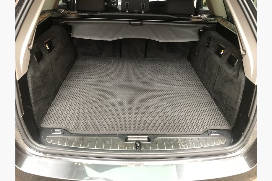 BMW 5 Serie F10/F11 2010–2016 EVA V1 kofferbakmat (voor F11, zwart) Image
