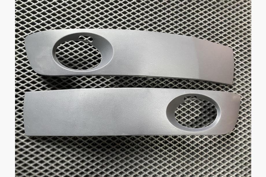 Volkswagen T5 2010–2015 Afdekdoppen voor mistlampen (2 stuks) Image