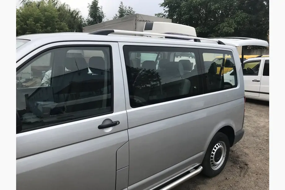 Volkswagen T5 Caravelle 2004–2010 Chromen dakrails Foto 1