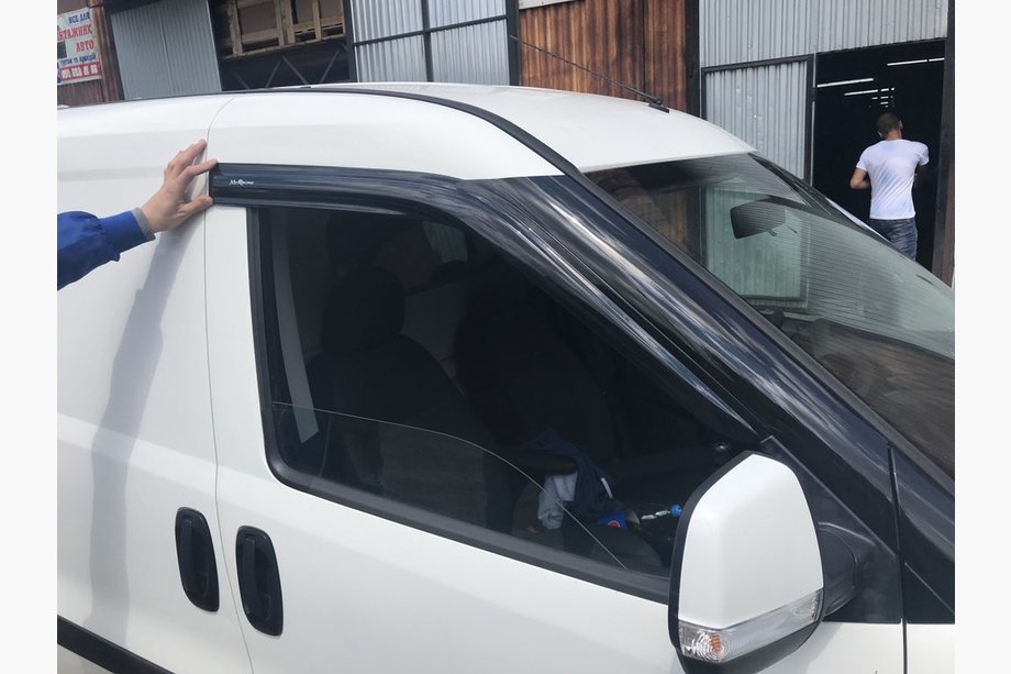 Fiat Doblo II 2010–2022 MyRacing raamwindschermen (2 stuks) Image