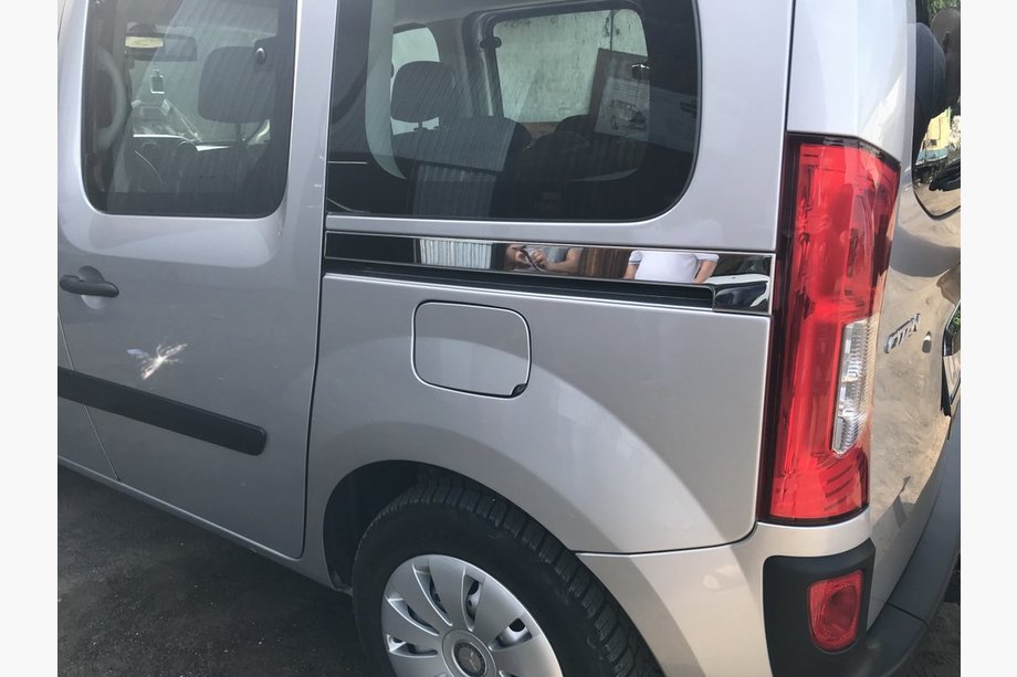 Mercedes Citan 2013–2021 Schuifdeur sierlijst (2 stuks, RVS) Image