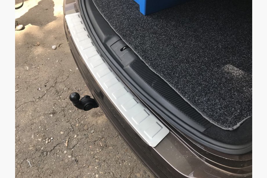 Ford Galaxy 2007–2015 RVS sierlijst voor achterbumper Carmos (RVS) Image