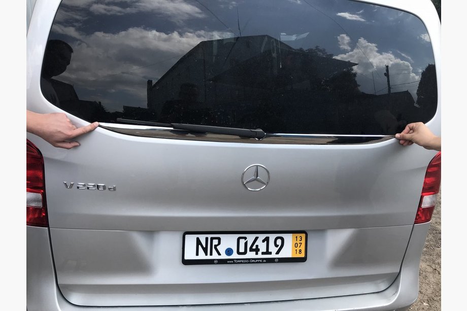 Mercedes Vito/V-klasse W447 2014– Sierlijst achterruit (kleine ruit) (RVS) OmsaLine - Italiaans roestvrij staal Foto 2