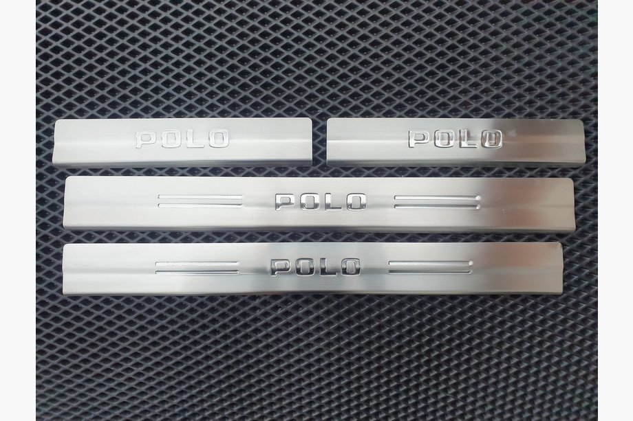 Volkswagen Polo 1994–2001 Carmos instaplijsten (4 stuks, RVS) Foto 1