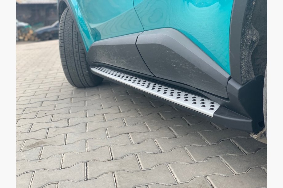 Toyota C-HR 2016–2023 Zijtreden Origineel V1 (2 st., aluminium) Image