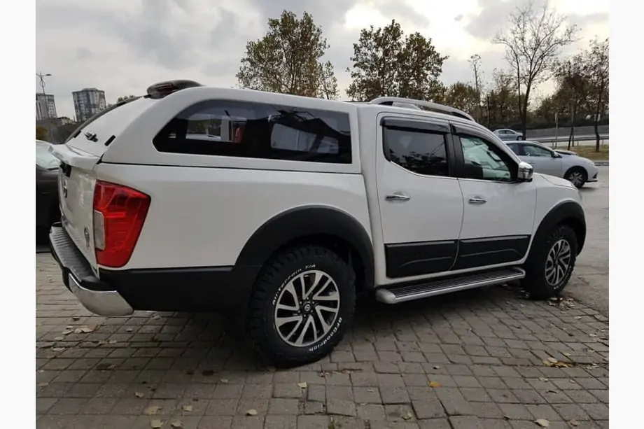 Nissan Navara/NP300 2016– Hardtop Canopy Image