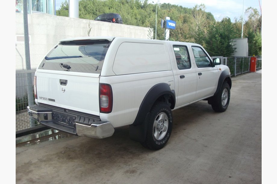 Nissan NP300 1999–2015 Laadbak hardtop Canopy commercial Image