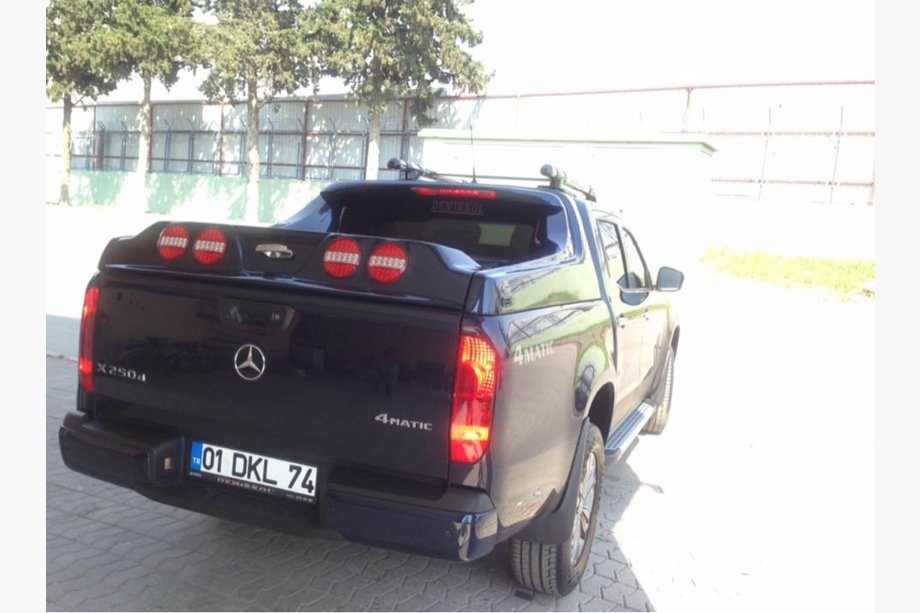 Mercedes X-klasse 2017–2020 Hardtop Grand BOX Image