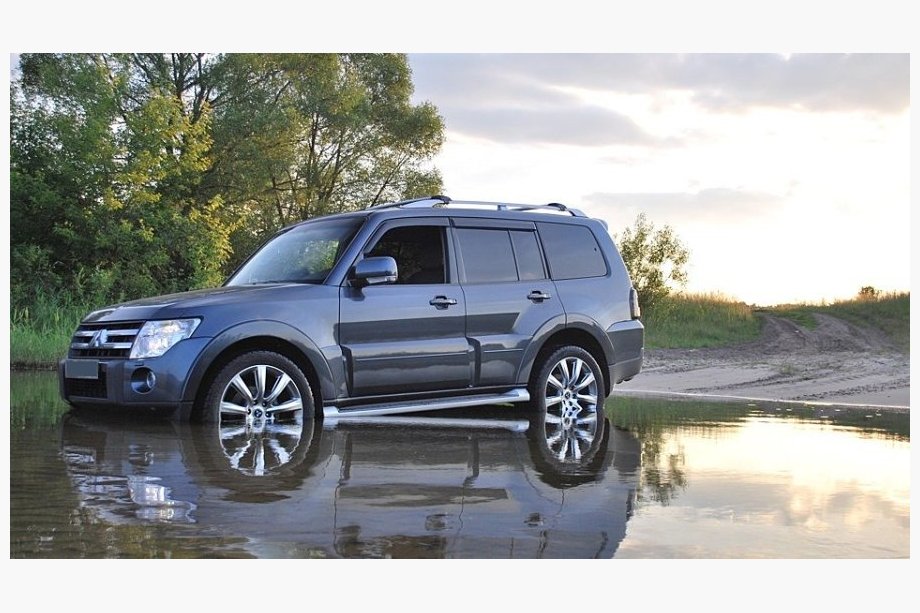 Mitsubishi Pajero Wagon III 1999–2006 Raamwindschermen (set van 4, Cobra) Image