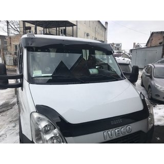 Voorruit vizier V1 (zwart hoogglans, 5 mm) Iveco Daily 2006–2014 foto 1