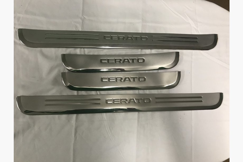 Kia Cerato 1 2004–2009 LIbao instaplijsten (set van 4) Image