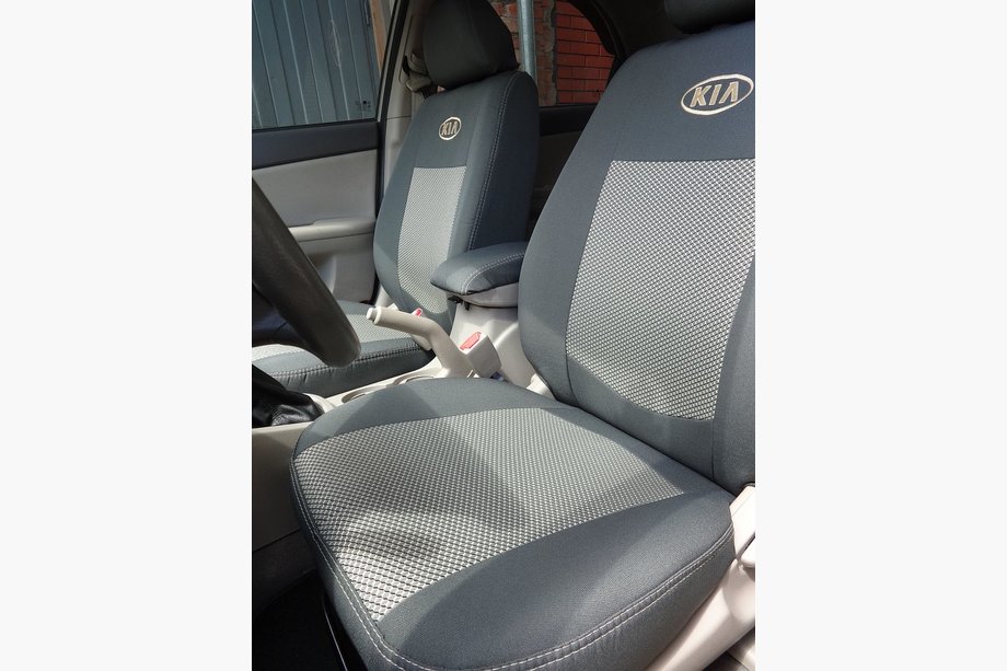 Kia Cerato 1 2004–2009 Autostoelhoezen (stoffen, Classik) Image