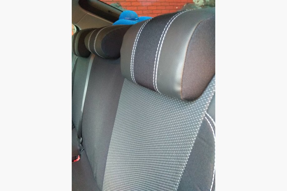 Mitsubishi Pajero Sport 2015– Autostoelhoezen (kunstleer↗stof, Premium) Foto 2