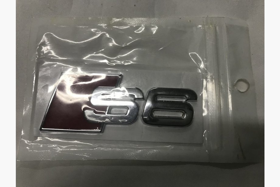 Audi A6 C5 2001–2004 S6 embleem (chroom) Image