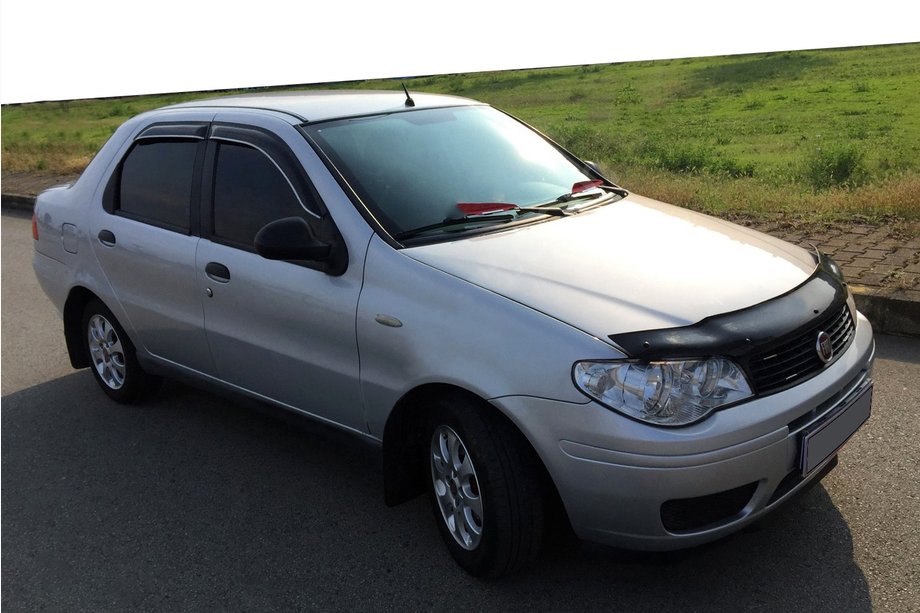 Fiat Albea 2002–2012 Motorkapdeflector EuroCap Image