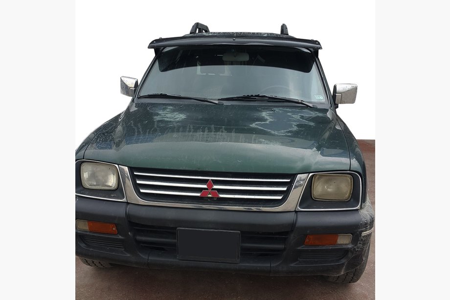 Mitsubishi L200 1996–2006 Voorruitvizier (zwart hoogglans, 5 mm) Image