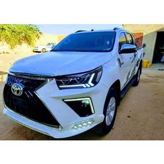 Voorbumper Lexus-design V2 (voor 2015-2020) Toyota Hilux 2015– foto 1