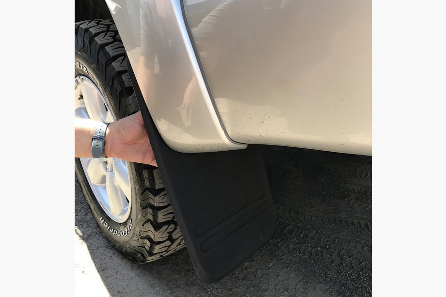 Toyota Hilux 2006–2015 Lange achterspatlappen (2 stuks) Image