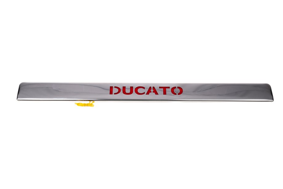 Fiat Ducato 2006–2025 LED strip boven kenteken (RVS) Image