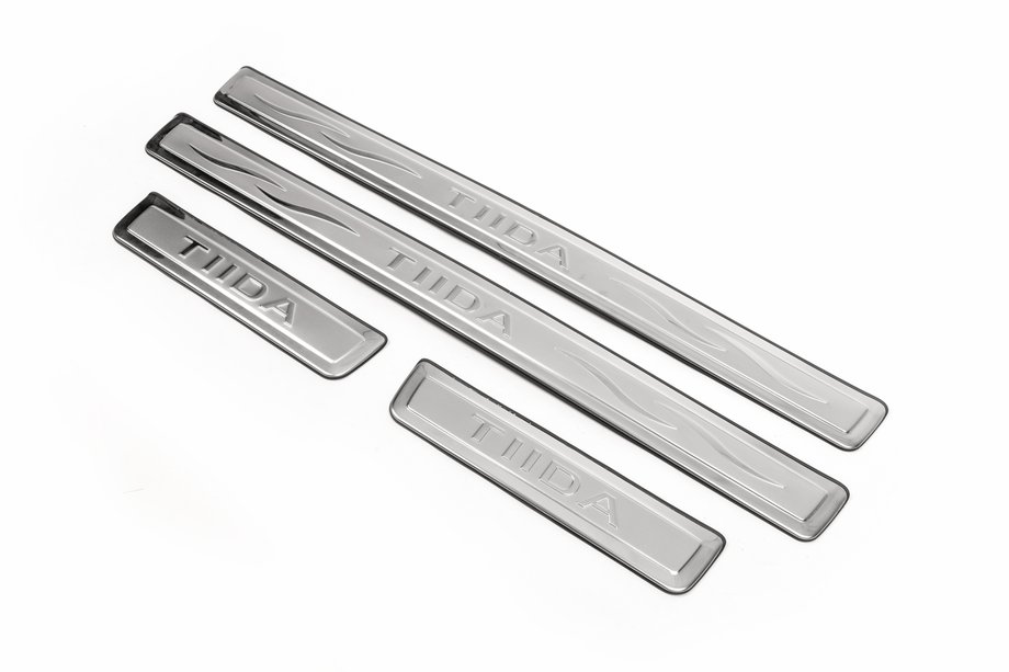 Nissan Tiida 2004–2011 Libao RVS instaplijsten (4 stuks) Image