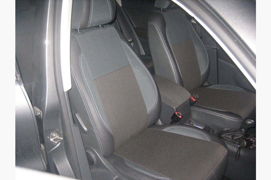 Volkswagen Tiguan 2007–2016 Autostoelhoezen (kunstleer↗stof, Premium) Foto 3