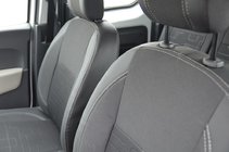 Dacia Dokker 2013–2022 Autostoelhoezen SoyuzAuto Premium van kunstleer foto 2