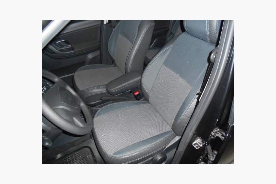 Skoda Roomster 2006–2015 Autostoelhoezen SoyuzAuto Premium van kunstleer Image