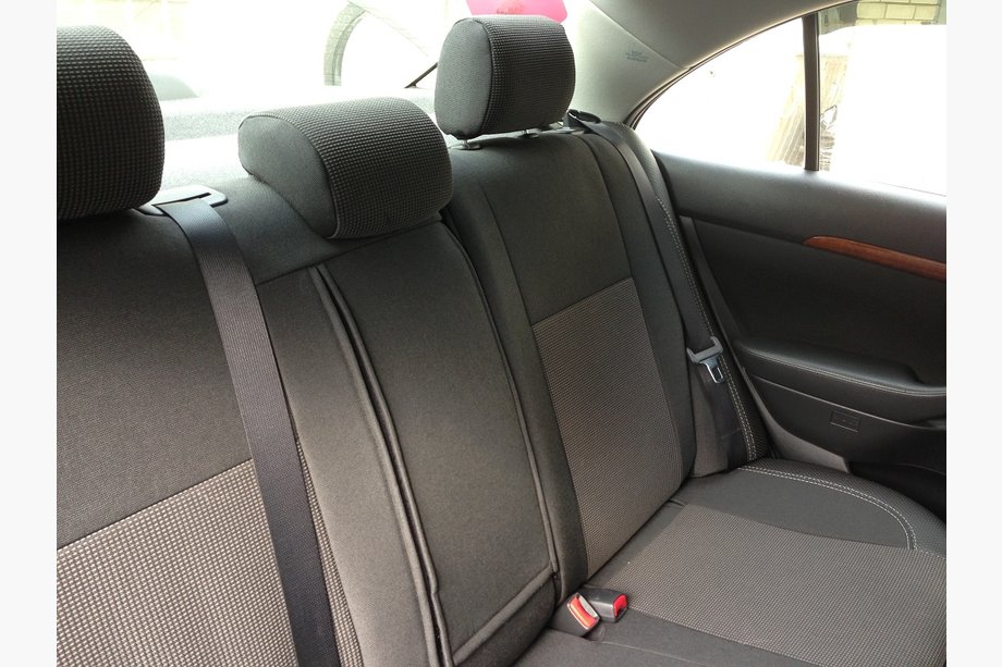 Toyota Avensis 2003–2009 Autostoelhoezen SoyuzAuto Premium van kunstleer Foto 4