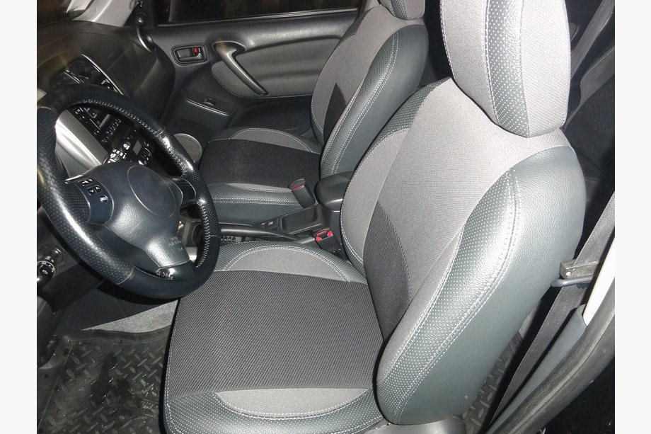 Toyota Rav 4 2001–2005 Autostoelhoezen SoyuzAuto Premium van kunstleer Foto 1