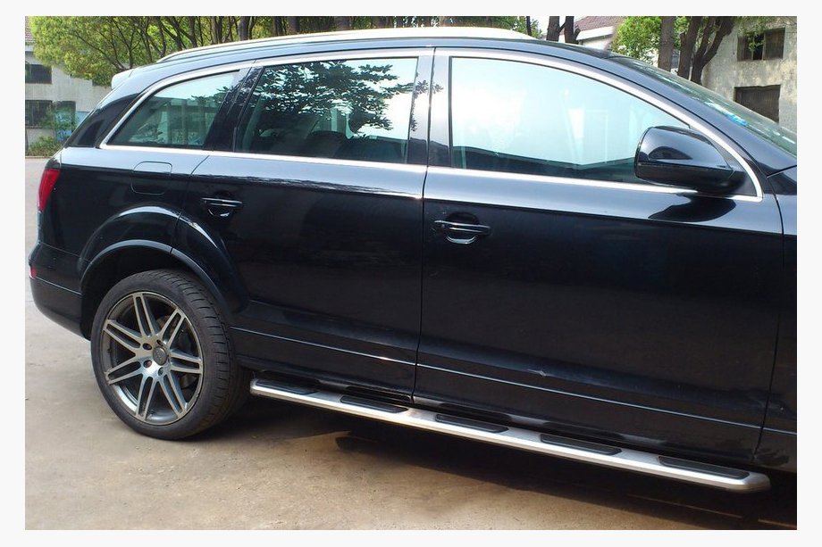 Audi Q7 2005–2015 OEM side steps (2 stuks, aluminium) Image