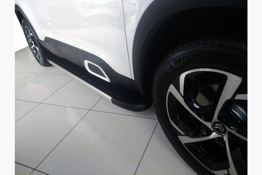 Peugeot 3008 2016–2023 Duru zijtreden (set van 2, aluminium) Image